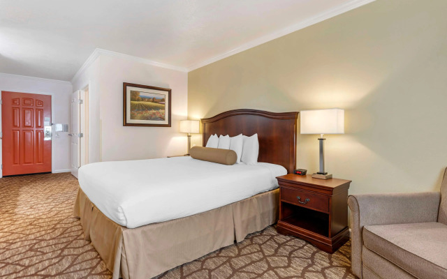 Best Western Salinas Monterey Hotel