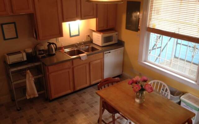 Portland International Guesthouse