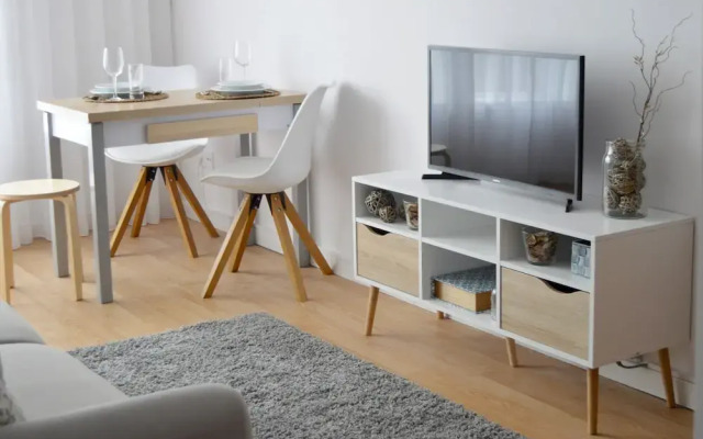 Heart 925 Apartment