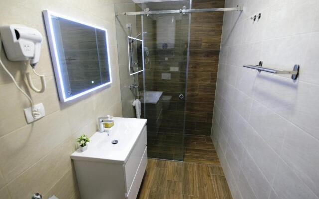 Zoilo Rooms