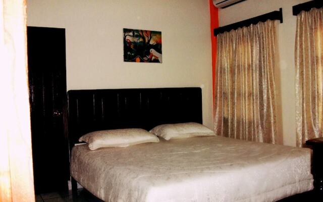 Hotel y Hostal Yaxkin Copan