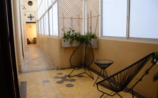 Sabatico Travelers Hostel & Guesthouse