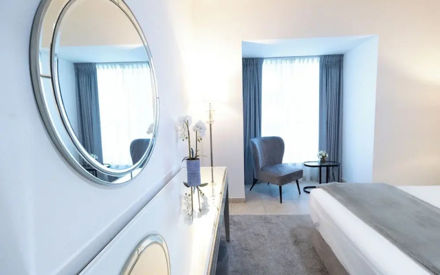 HAPPY SEASON I Elite Tower Dubai Marina