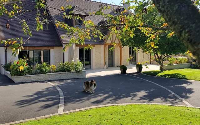 Au Chant Des Oiseaux (Adults Only)