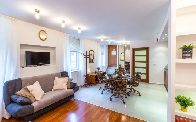 FriendHouse Apartments - Wawel Old City