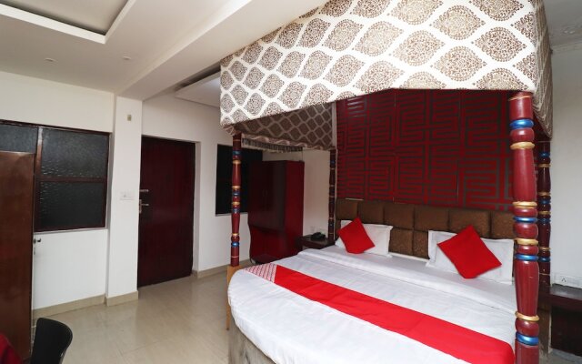 Hotel D Surya