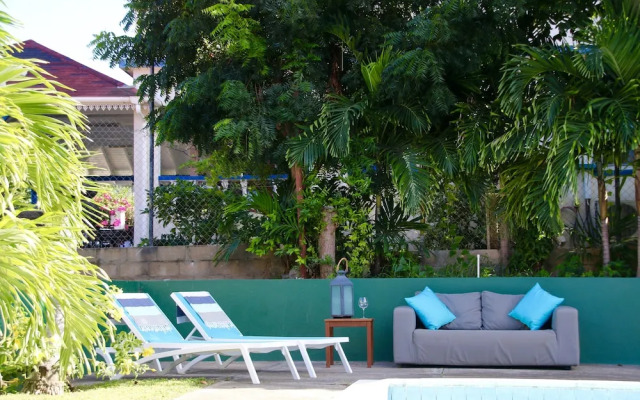 Talk of the Town Inn & Suites