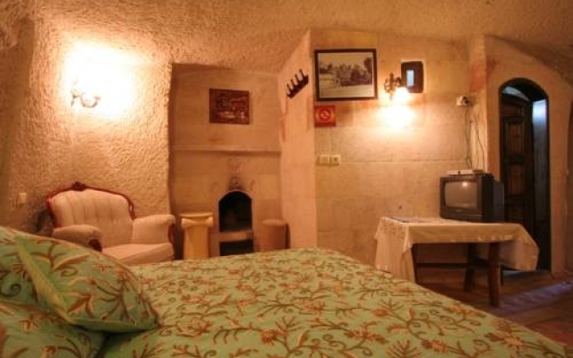 Travel Inn Cave Hotel