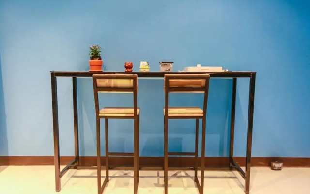 Green Book House - Hostel