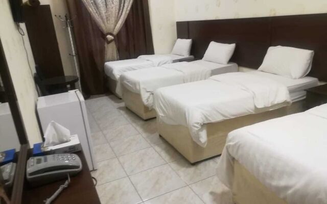 Revan Hotel