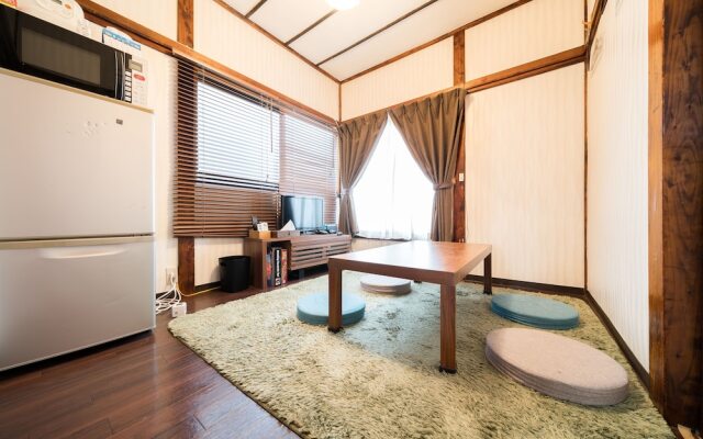 Plat House Shinjuku 202