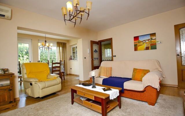 Arenales Great Home