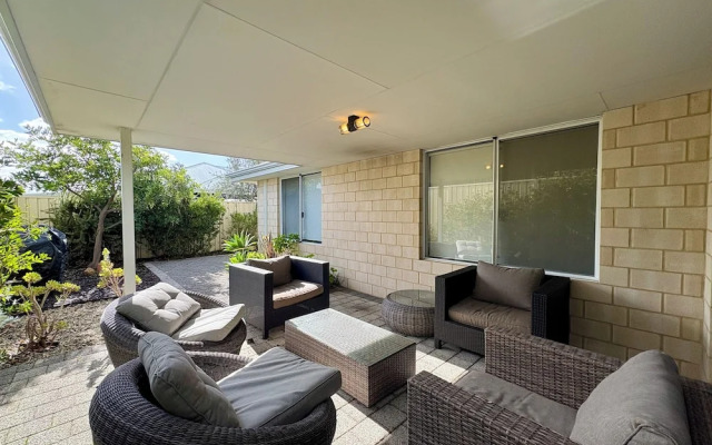 Fish Eagle Retreat - Family Friendly