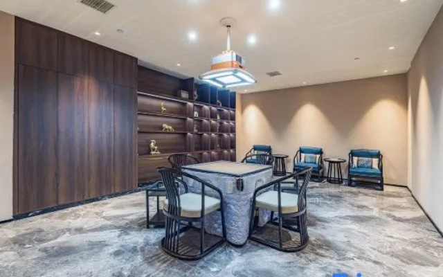 Rezen  He Yi  Hotel