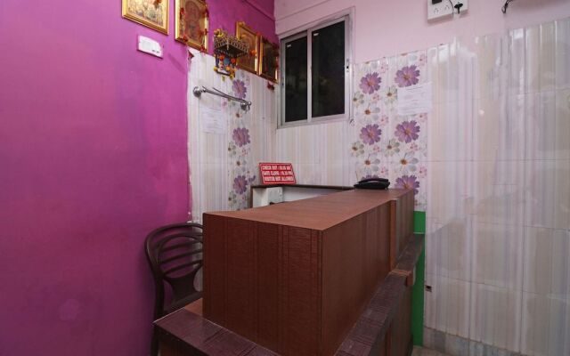 OYO 30975 Karunamoyee Guest House