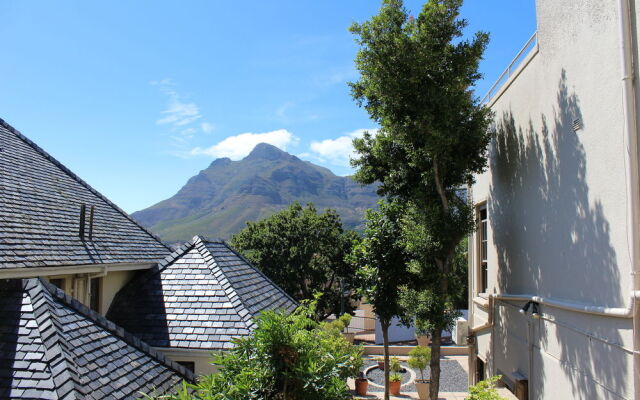 Kloof Nek Suites