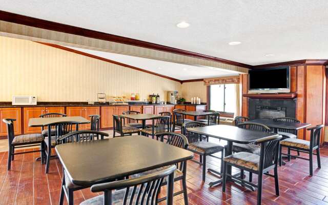 Knights Inn  Madison Heights MI