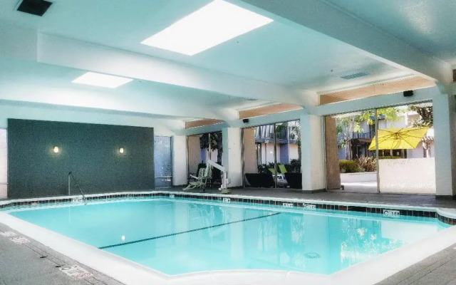 Holiday Inn Dublin-Pleasanton by IHG