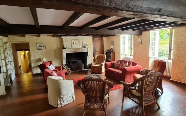 Beautiful Holiday Home With Private Pool