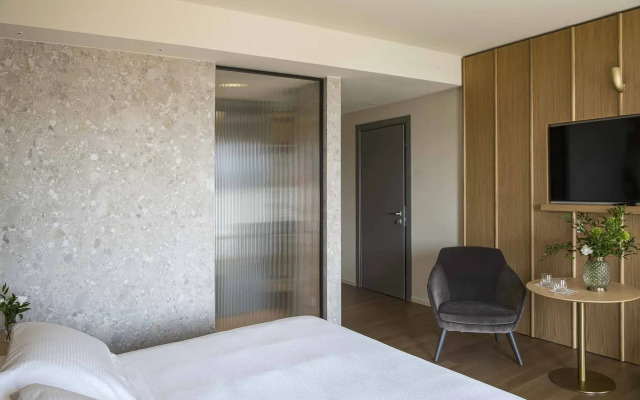 Columbus Urban Resort