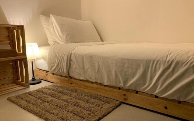 PlainStay Hostel