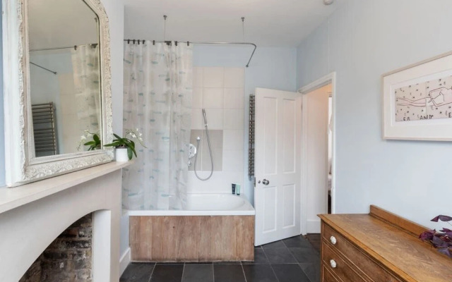 Amazing 3bdr W/garden Victorian Hse nr Shoreditch