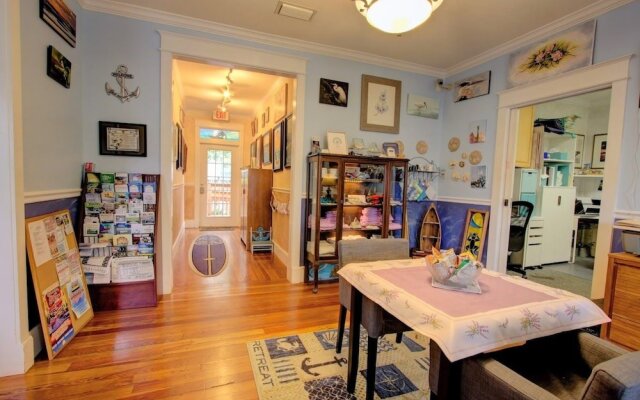 Anchor Inn NSB Bed & Breakfast