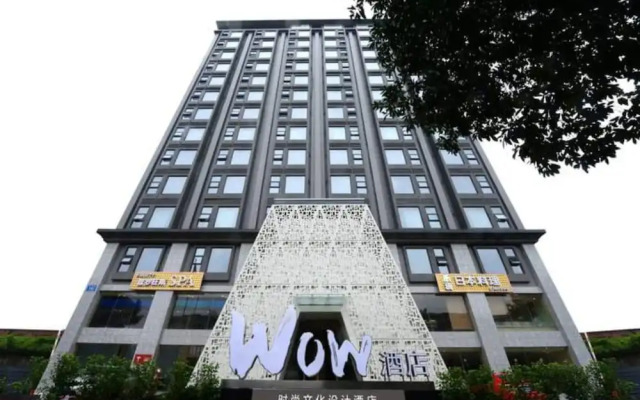 Leshan Wow Hotel
