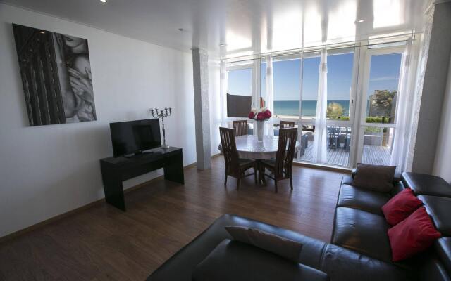 Hotel & Appartements Le Grand Large bord de mer