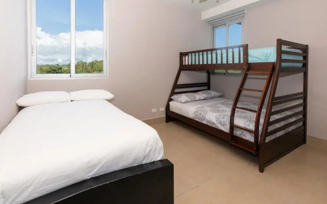 The Big Family Condo by Acomodo