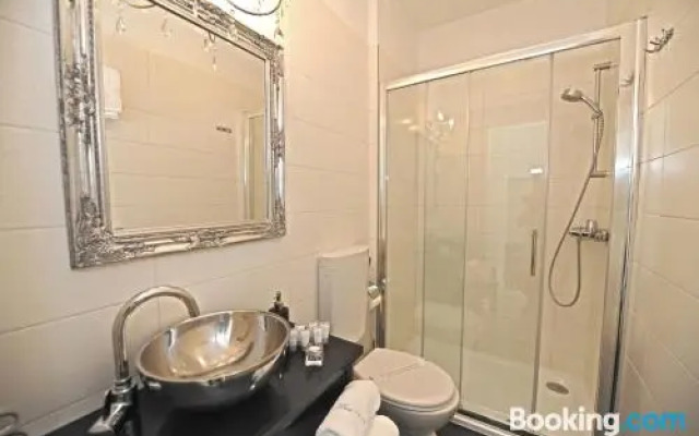 Tinel Superior Residence