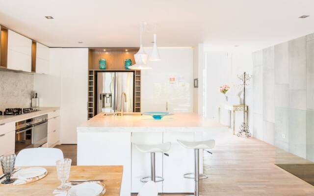 Apollo Luxury 3 Bedroom House