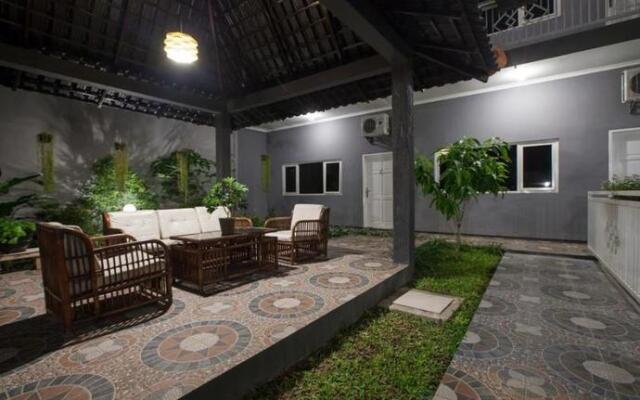 RedDoorz Plus @ Bukit Dieng