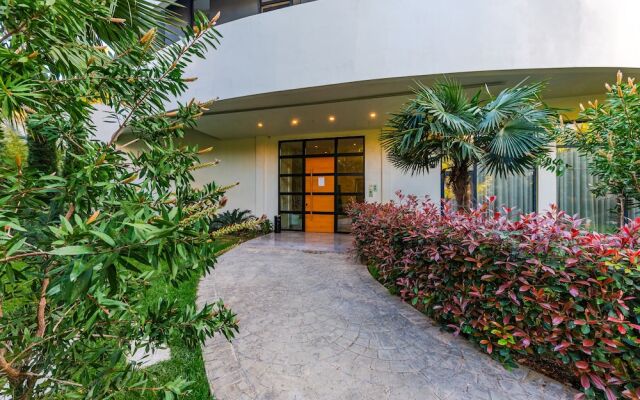 White Hill Suite by PS