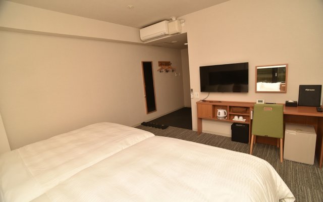 Hotel Glad One Kyoto Shichijo by M's