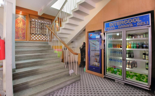 Rajata Hotel