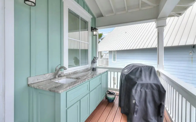 Seaside Shanty 125 SE