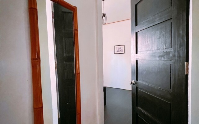 Everyday Sunday Hotel Cafe