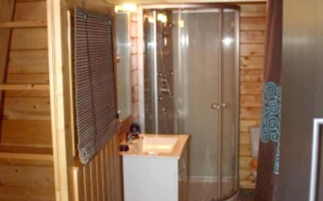 Bungalow With 2 Bedrooms in Vincendo, Saint-joseph, With Pool Access,