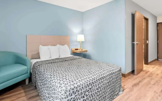 Woodspring Suites Pensacola West