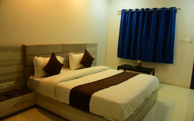 Hotel  Savera Palace