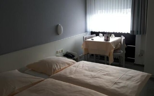 Hotel-Restaurant Neyses am Park