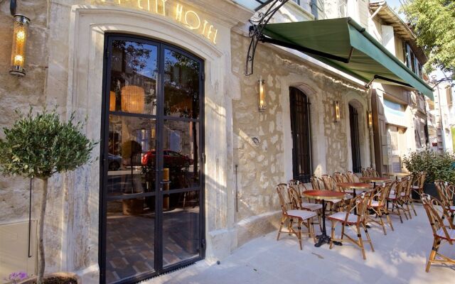 Le petit hotel