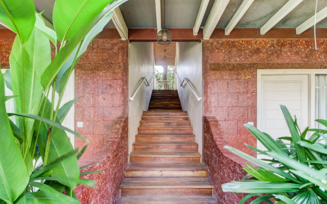 Capital O 70228 Coco Farm Resort