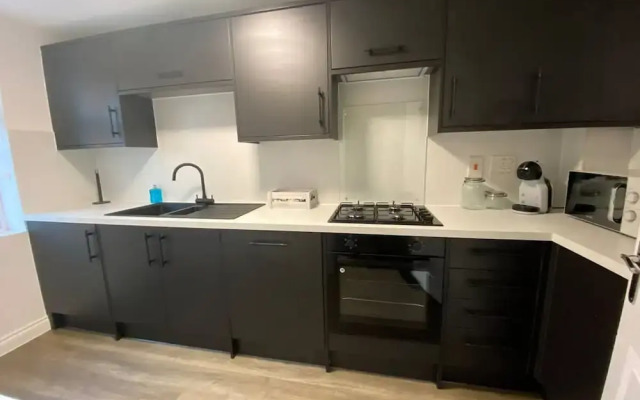 Host Stay Bluebell Close