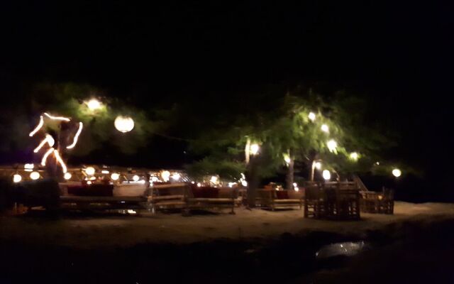 Sandy Beach Bungalows