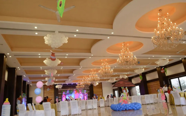 Shanti Palace Hotel & Resorts