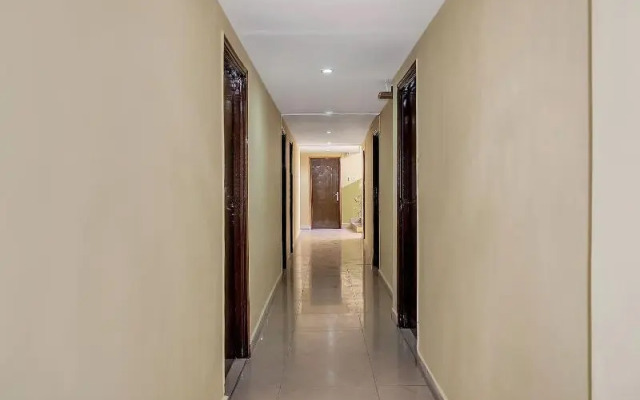 Hotel Centre Point by OYO Rooms
