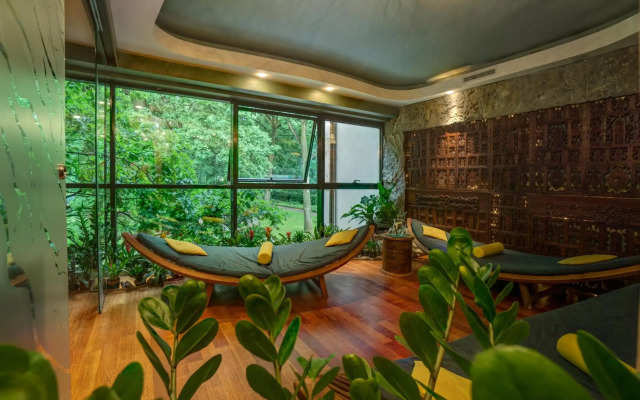 Farmona Hotel Business & Spa