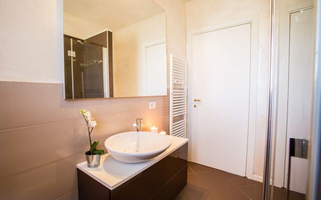 Bright Apartments Desenzano - Cascinale Pool 1